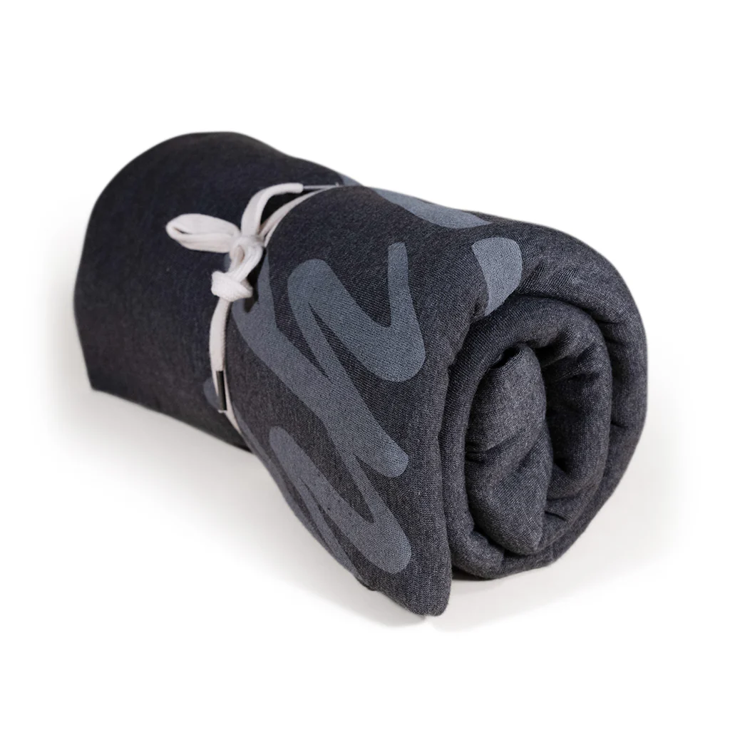 Alamo Drafthouse SHHHHHH! Sweatshirt Blanket - Image 6